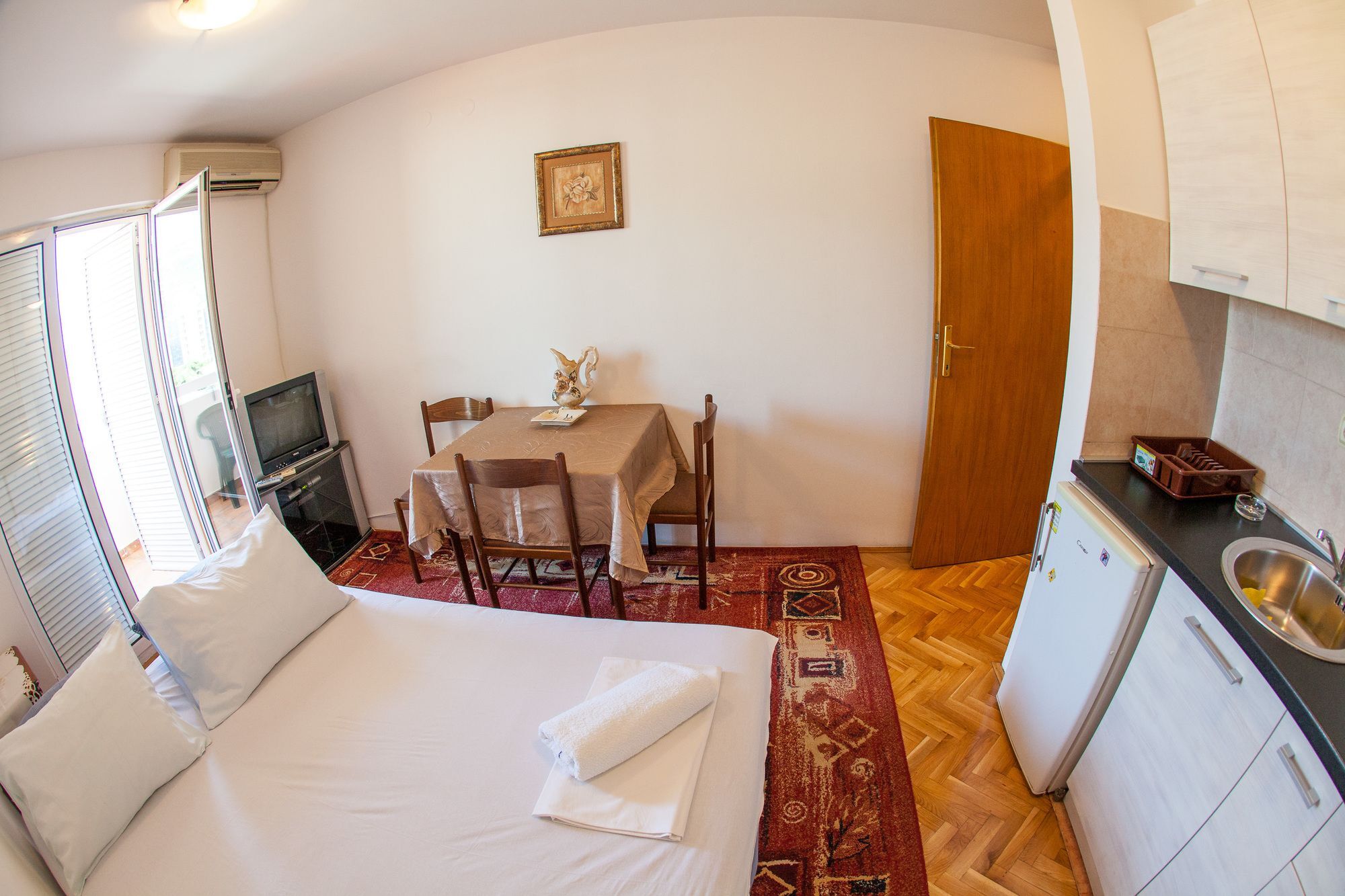 City Apartments Gosposhtina Budva Kültér fotó